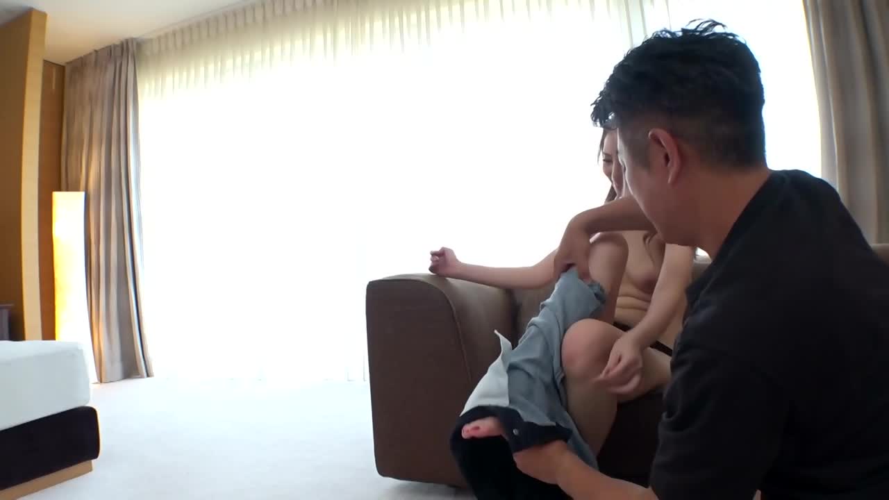 SIRO-4597 | 【首次拍攝】【輕飄飄E乳】【白皙美腿】害羞的辣妹美甲師登場。被黏糊糊的愛撫漸漸地使羞耻心也開始淡薄，美乳開始劇烈搖晃，在網上應募AV→AV體驗攝影1619 | 阿寶影音-成人影片,AV,JAV-專注精品‧長久經營