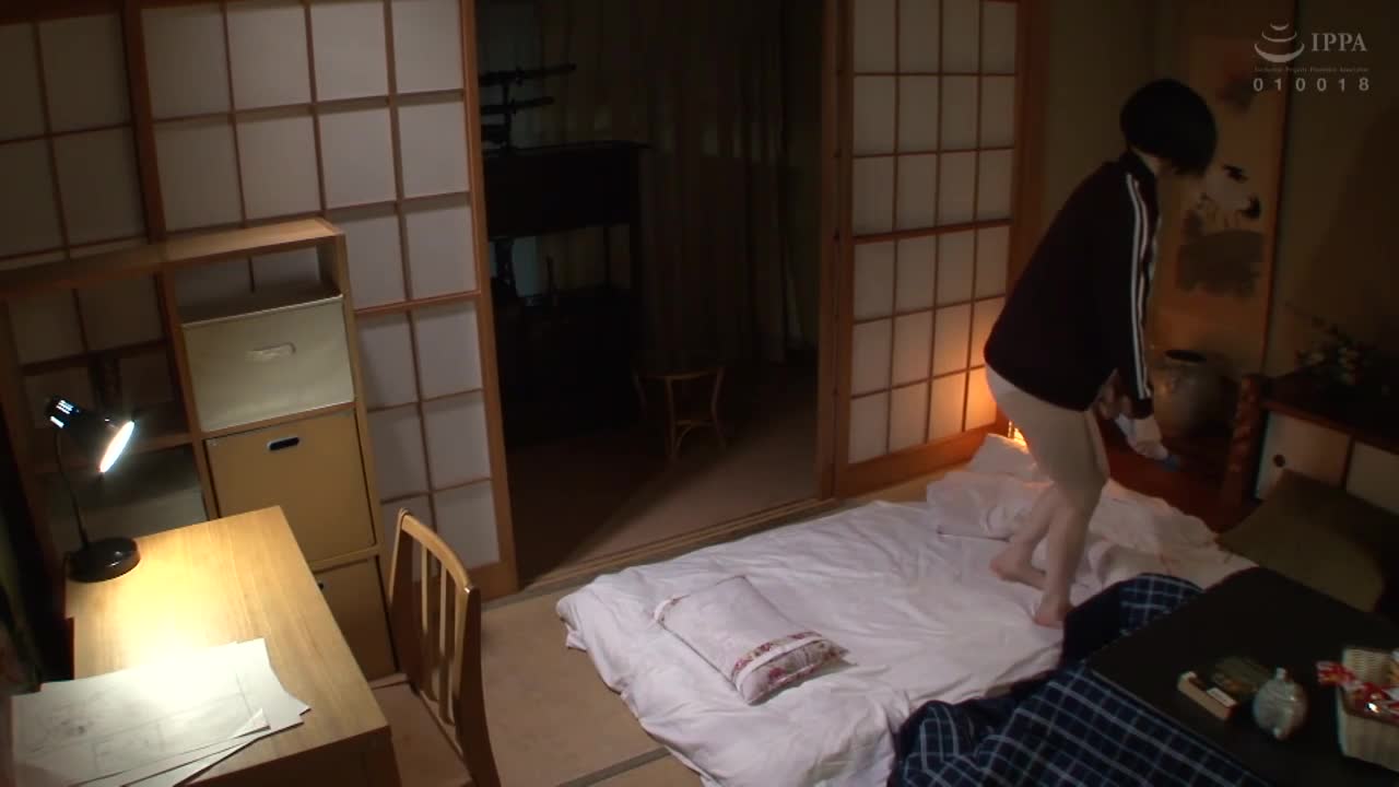 HOMA-113 | 隔壁的不起眼女大學生是隱藏爆乳眼鏡腐女 朝日鈴 | 阿寶影音-成人影片,AV,JAV-專注精品‧長久經營