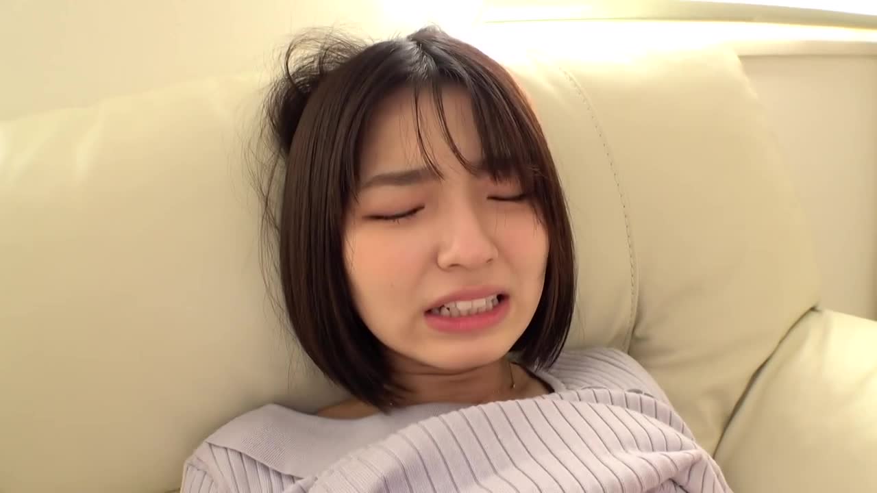 SIRO-4753 | 【第一次拍攝】【透明感出眾】【美麗的少女】清秀感溢出的外表和耀眼的笑容的美人JD。在男演員激烈的舉手投足中經歷了人生第一次的大量潮吹，漸漸地暴露出痴態..網上AV應徵→AV體驗攝影1720 すみれ | 阿寶影音-成人影片,AV,JAV-專注精品‧長久經營