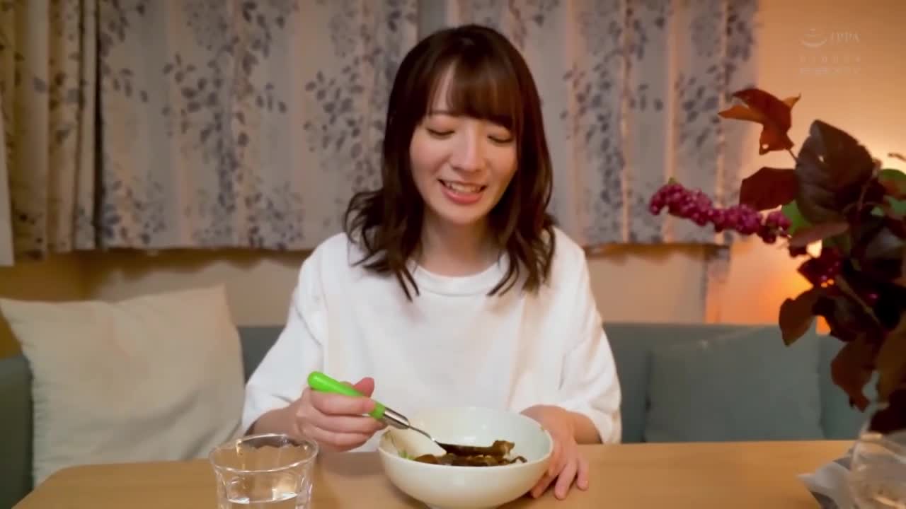 EBOD-893 | 第一次交到的女友脫掉衣服…穿著衣服難以想像的白皙美巨乳 超級興奮的我瘋狂插入 小花暖 | 阿寶影音-成人影片,AV,JAV-專注精品‧長久經營