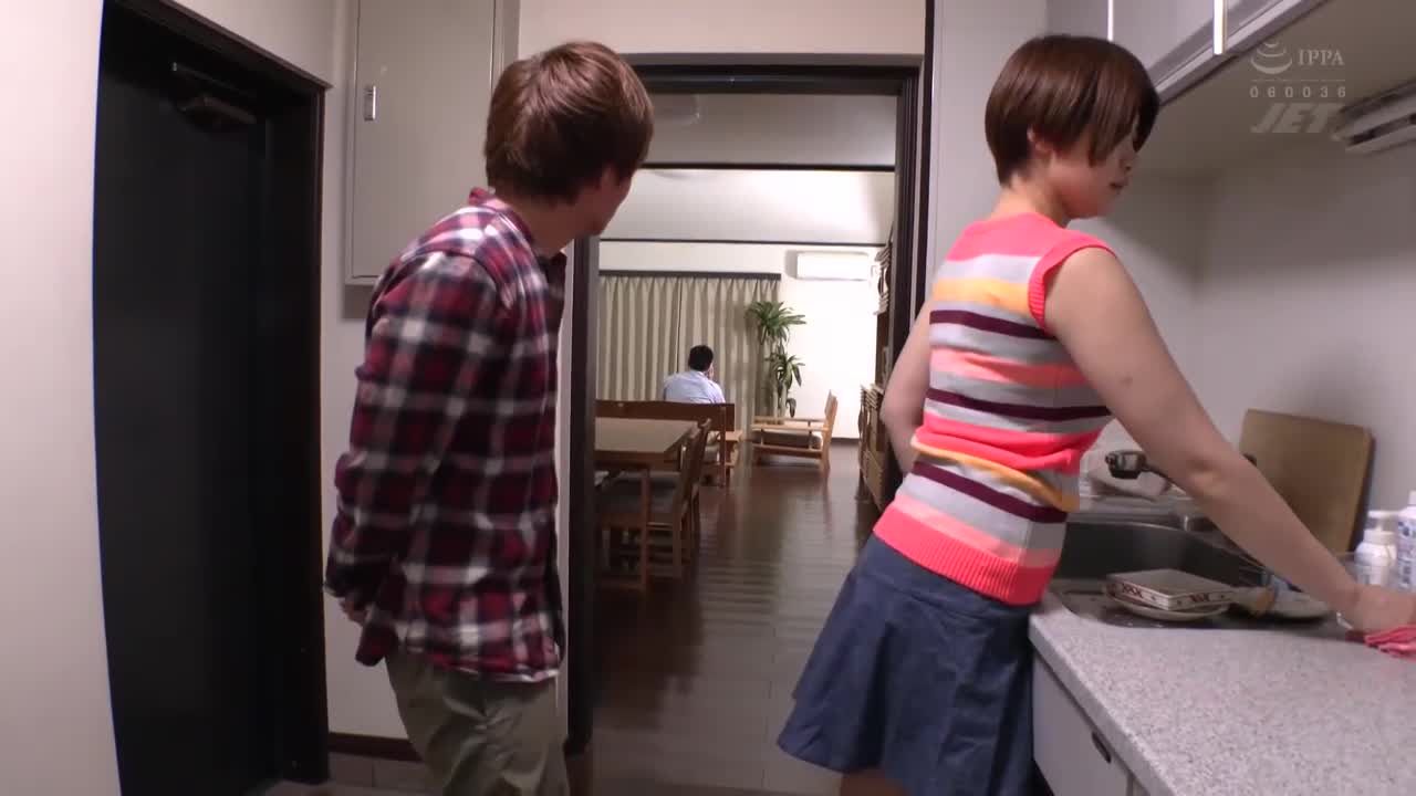 NKKD-244 | 用剛脫下的內褲溫柔包覆正值愛幹年紀的年輕人來搾出的主婦 | 阿寶影音-成人影片,AV,JAV-專注精品‧長久經營