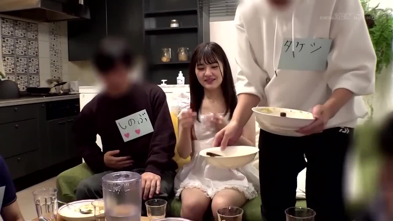 MOGI-015 | 北國成長純樸無垢的惠奈(20)與4位處男在分租套房共同生活一整天!即使暴發持續發射都OK!初次開苞破處!! 春日惠奈 | 阿寶影音-成人影片,AV,JAV-專注精品‧長久經營