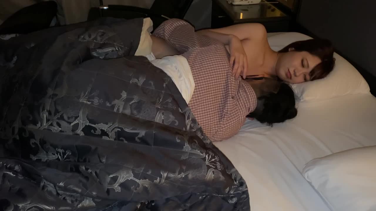 534IND-033 | 外表是辣妹，內心充滿敏感的短髮美女 | 阿寶影音-成人影片,AV,JAV-專注精品‧長久經營