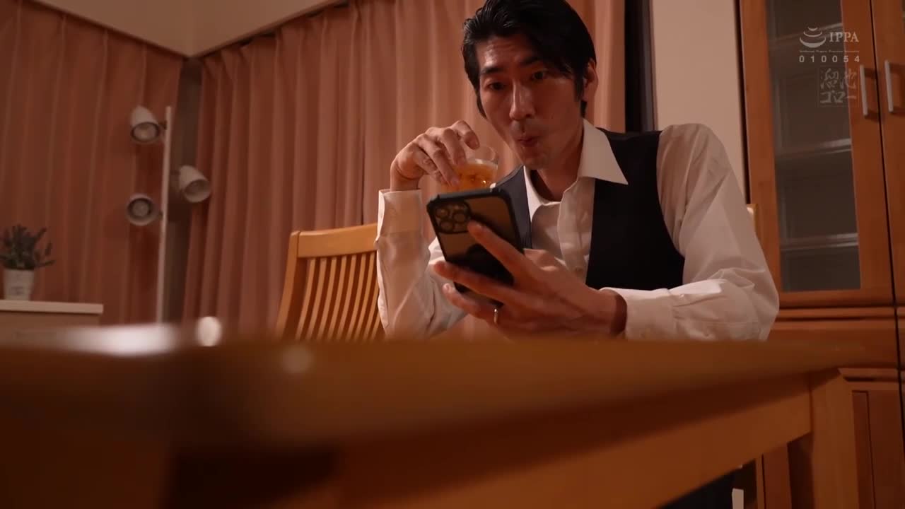 MEYD-742 | 鄰居高傲美人妻成了我的言聽計從性奴隸 月乃ルナ | 阿寶影音-成人影片,AV,JAV-專注精品‧長久經營