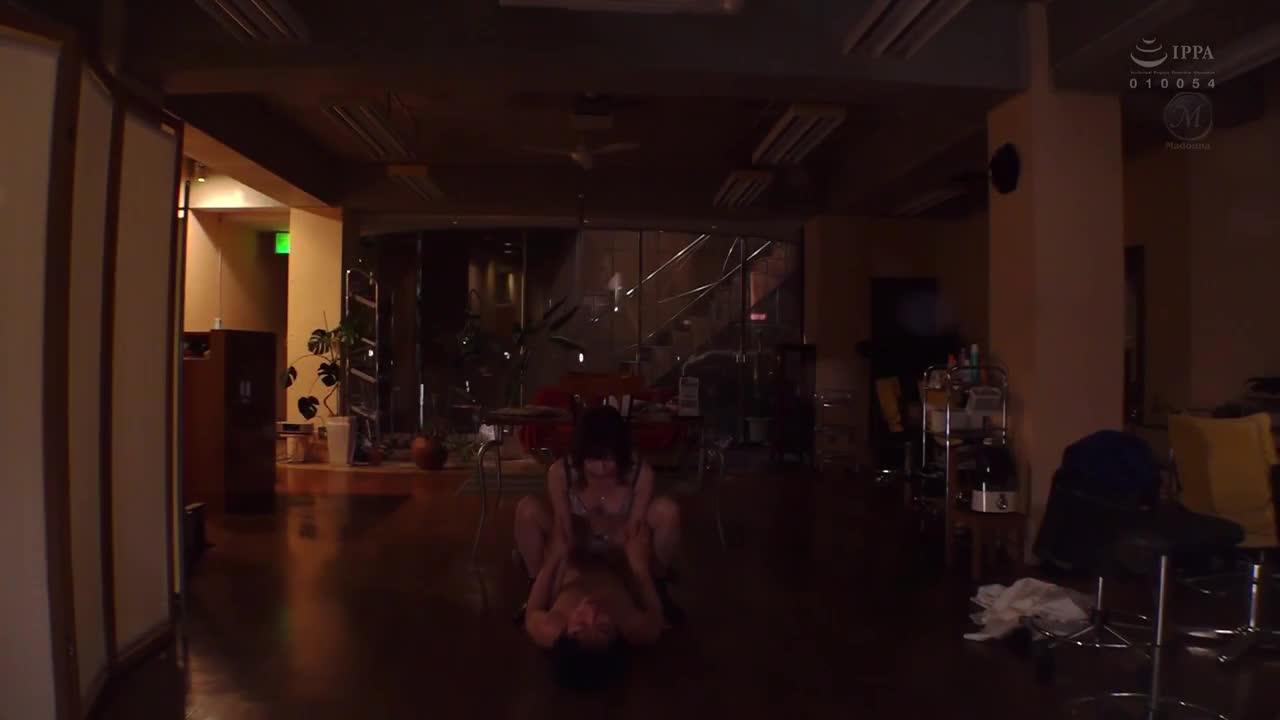JUL-946 | 人妻美容師的誘惑 黒川すみれ | 阿寶影音-成人影片,AV,JAV-專注精品‧長久經營