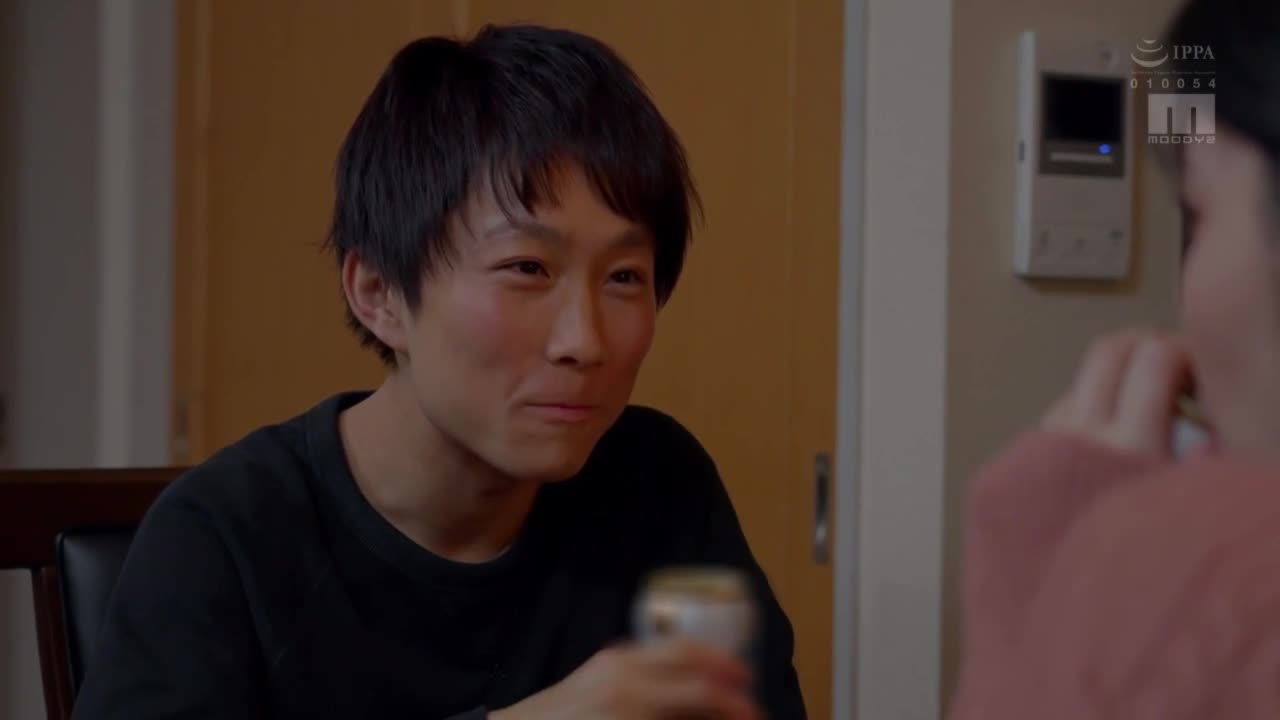 MIDV-112 | 錯過末班車住同事家，她的無罩居家服讓我忍耐不住幹不停到套子全用光 石原希望 | 阿寶影音-成人影片,AV,JAV-專注精品‧長久經營