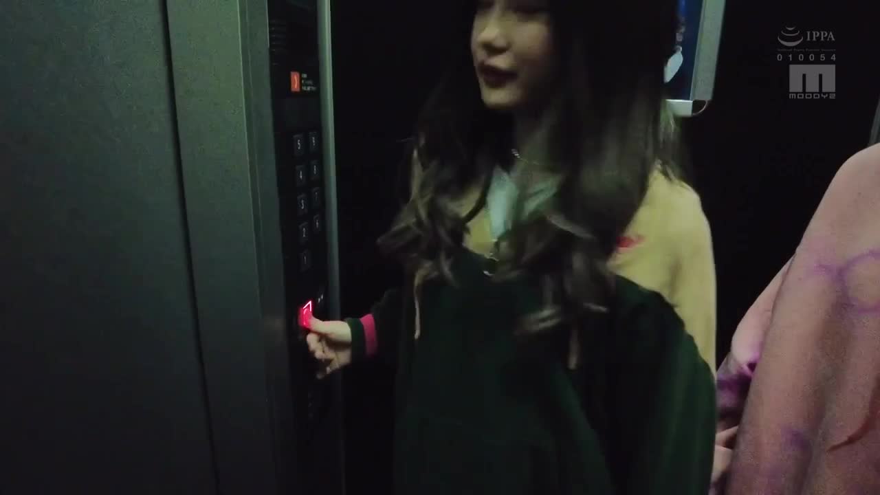 MIRD-217 | 被4名小惡魔侵犯一整天的後宮中出女子會 松本いちか 倉本すみれ 枢木あおい 百瀬あすか | 阿寶影音-成人影片,AV,JAV-專注精品‧長久經營