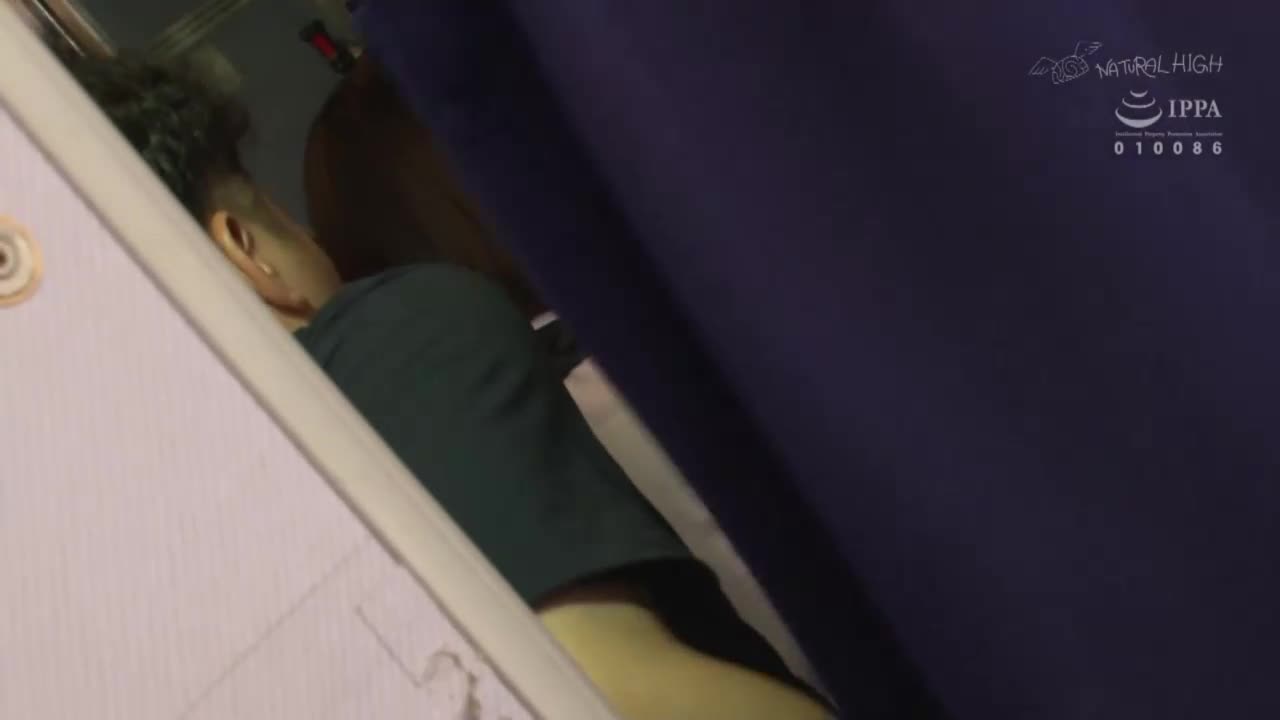 116NHDTB-720A | CA 飛機蕩婦 8 一個皮膚白皙的乳房 CA 在乘客面前射乳頭 | 阿寶影音-成人影片,AV,JAV-專注精品‧長久經營