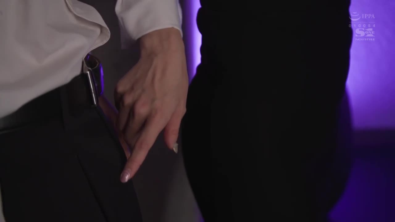 SSIS-572 | 部下的我不起眼又不受歡迎，用著意料外的大屌對讓人感到不舒服的嚴厲女上司立場逆轉的出差地之夜 小島南 | 阿寶影音-成人影片,AV,JAV-專注精品‧長久經營