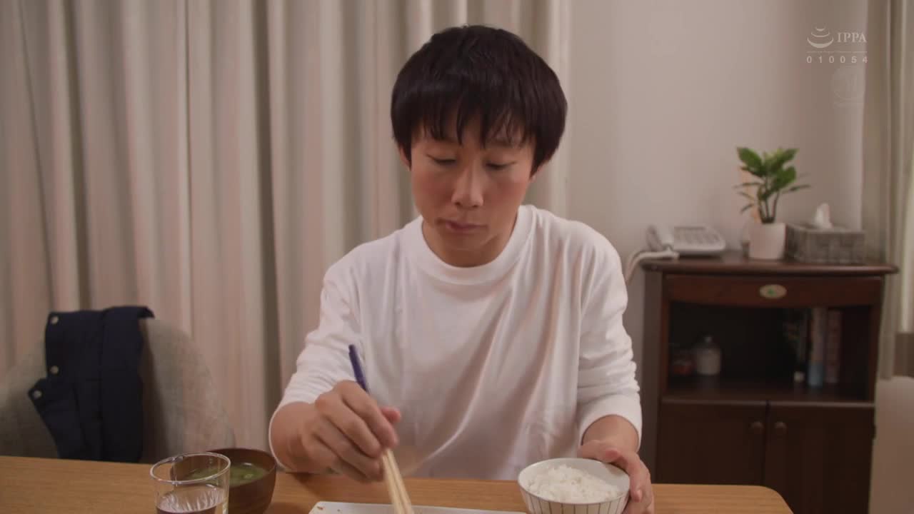 URE-088 | 自治會的人妻相當淫蕩～副會長一之瀨真美篇 愛弓涼 | 阿寶影音-成人影片,AV,JAV-專注精品‧長久經營