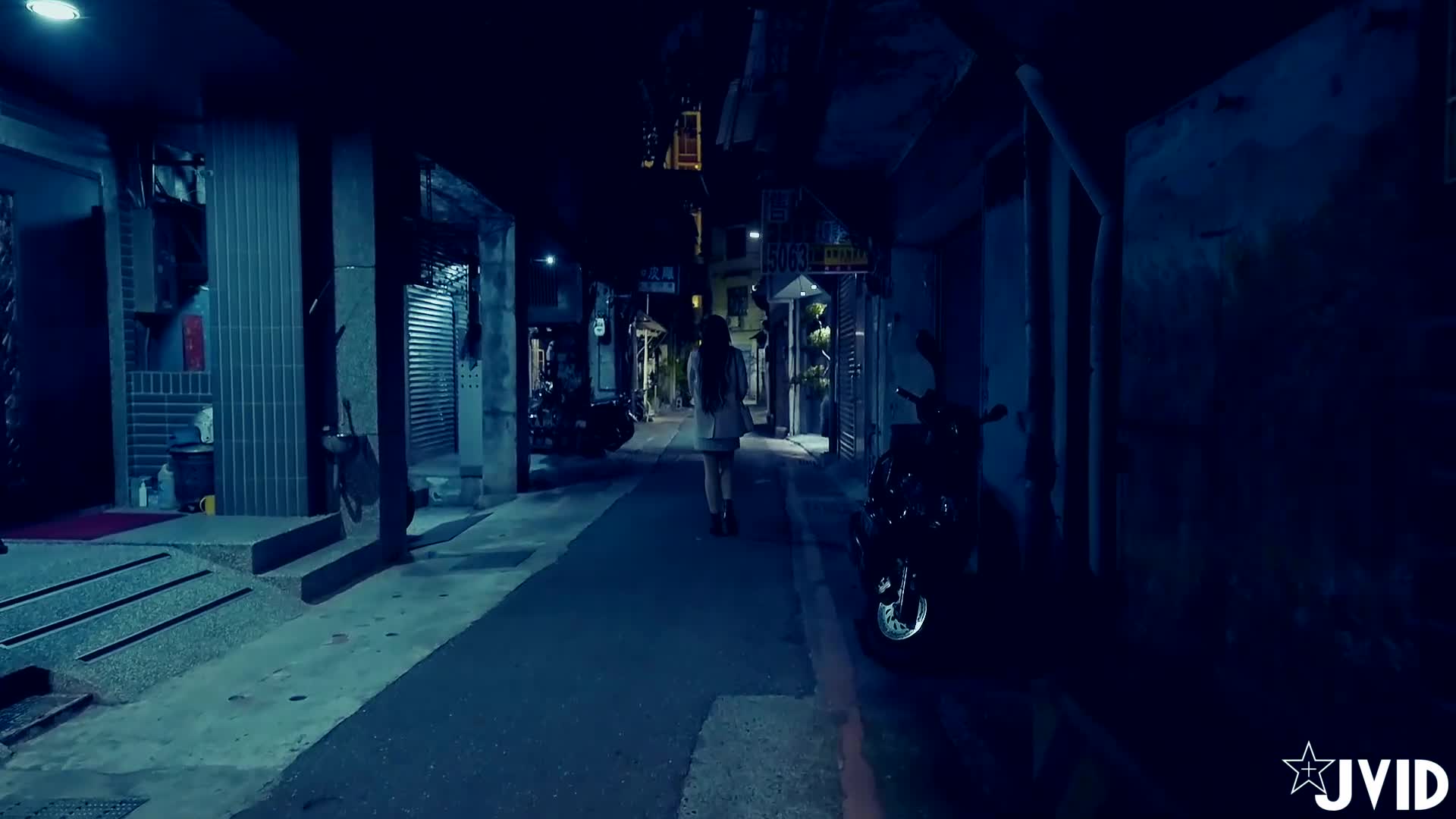 JVID-QOJXYX1B | 經典H-Game『尾行』 夜道を帰宅途中の巨乳妙齡女子《樂樂》 鬼畜尾行 不法民宅侵入 趁她熟睡時強制交合 說不要卻隨著興奮開始迎合高潮☆淫乱媚薬H結局全攻略大淫姦！全裸上空下薄碼32分劇情長片動画 | 阿寶影音-成人影片,AV,JAV-專注精品‧長久經營