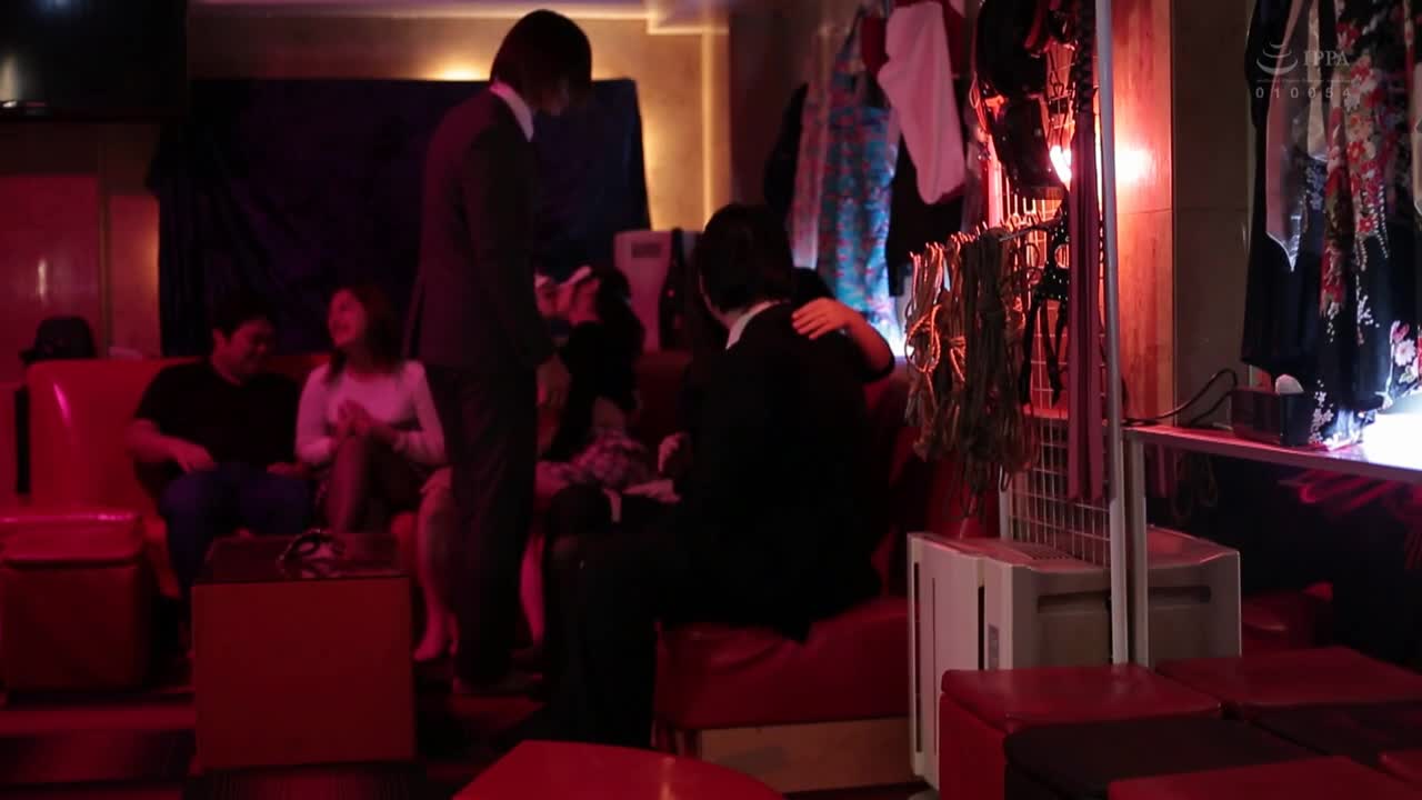 JUY-846 | 驚奇酒吧NTR ～被朋友邀請之後沉迷驚奇酒吧的妻子 不知何時被浪蕩前輩睡了～ 有坂深雪 | 阿寶影音-成人影片,AV,JAV-專注精品‧長久經營