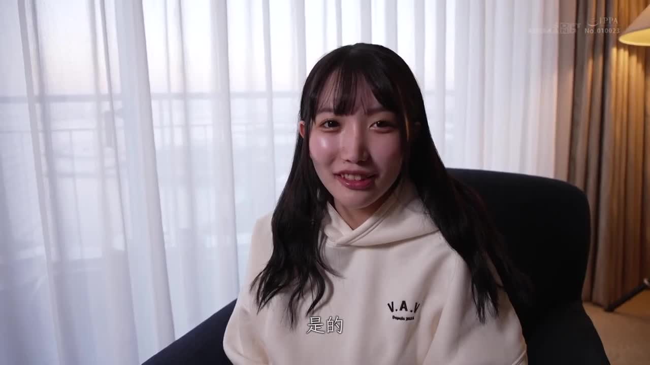 MOGI-083 | 大量潮吹到脫水！第一次的大肉棒猛烈插入 身體不斷痙攣！「今天喝的飲料全部都噴出來了…」19歳 弓乃凜夢 | 阿寶影音-成人影片,AV,JAV-專注精品‧長久經營