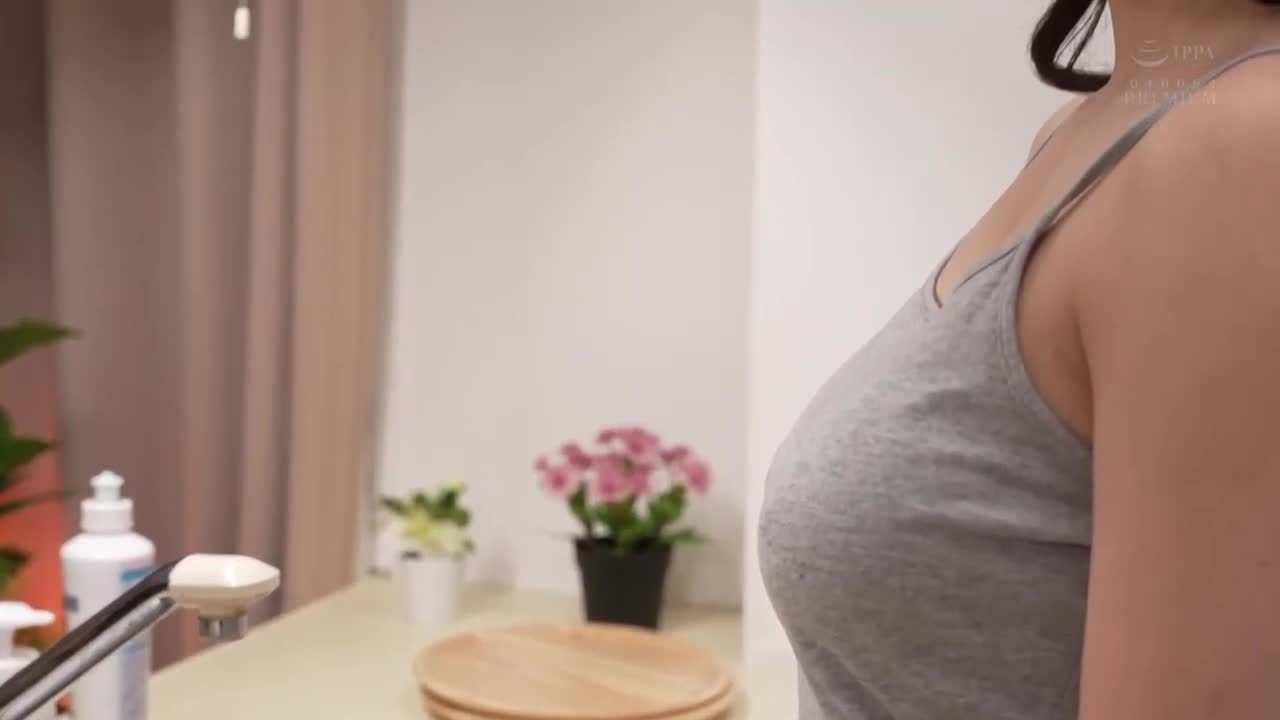 PRED-470 | 在家照顧我的老師的身體非常淫蕩…停止不了的勃起 老師看到直接讓我中出她！溫柔又好身材的美月老師。 彌生美月 | 阿寶影音-成人影片,AV,JAV-專注精品‧長久經營