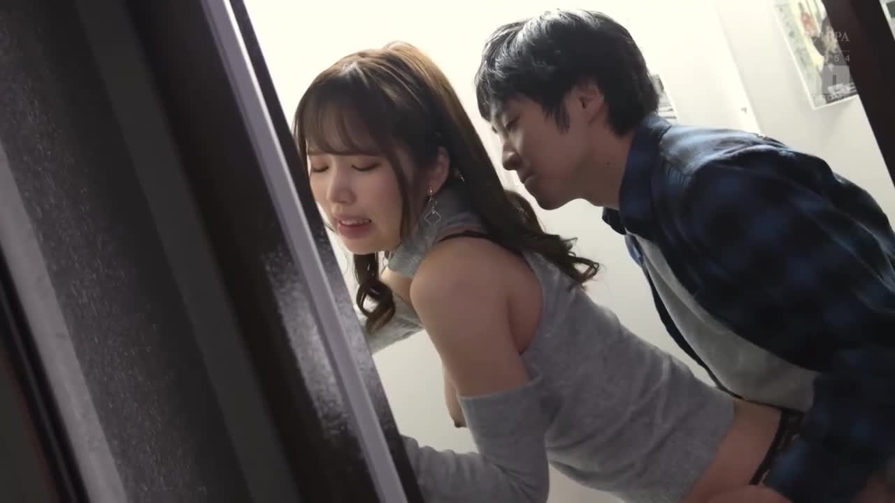 MIAA-837 | M男×堅守NTR 有人要來了趕快結束吧！我幫從以前就很喜歡的青梅竹馬把風，我一直被強迫看她被中出的模樣…  新井里真 | 阿寶影音-成人影片,AV,JAV-專注精品‧長久經營