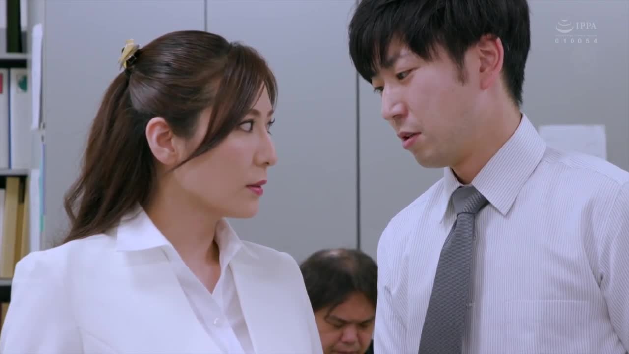 JUQ-241 | 人妻秘書 充滿汗水跟接吻的老闆辦公室中出性愛「衝擊復活」超級美熟女 秘書系列登場。 椎名由奈 | 阿寶影音-成人影片,AV,JAV-專注精品‧長久經營