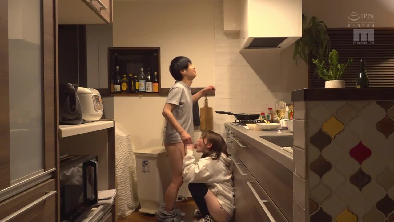MIDV-373 |  一整個晚上 在家裡獨處兩人…想要被石川澪痴女玩弄。  石川澪 | 阿寶影音-成人影片,AV,JAV-專注精品‧長久經營