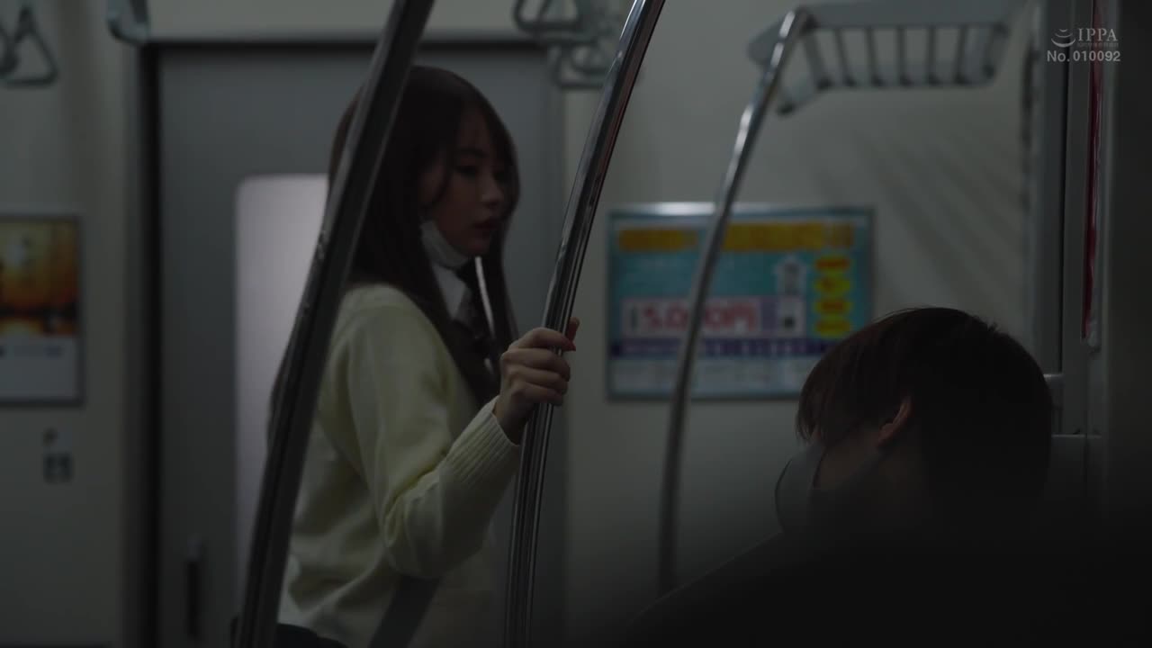 MOON-003 | 最終接吻電車 在沒有其他人的車廂單獨2人，和美少女數次KISS×KISS×KISS 松本一香 | 阿寶影音-成人影片,AV,JAV-專注精品‧長久經營